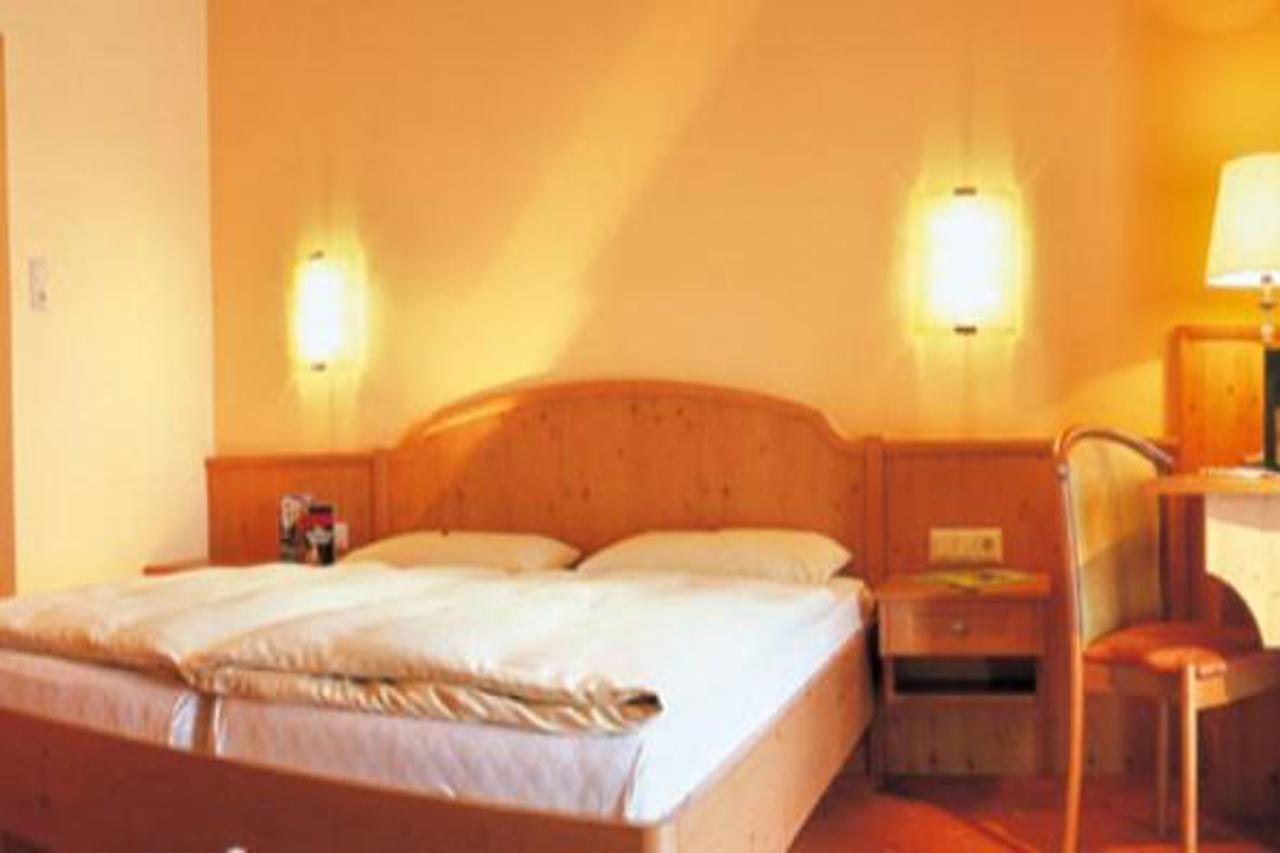 Austria 3*